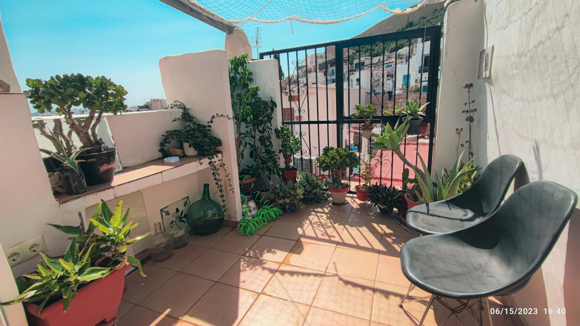 Casa Colorista En El Casco Antiguo Villa Alicante Luaran gambar